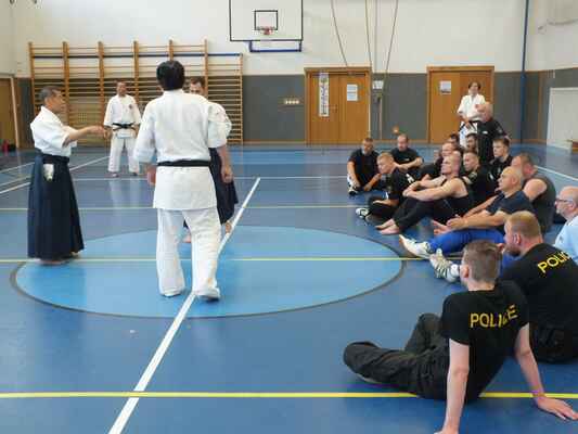 Policejní seminář s Hiko-ryu Taijutsu CZE a Koshiro Tanakou s Japonci 22. května 2018